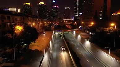 航拍上海大连路隧道车流车辆夜景视频的预览图